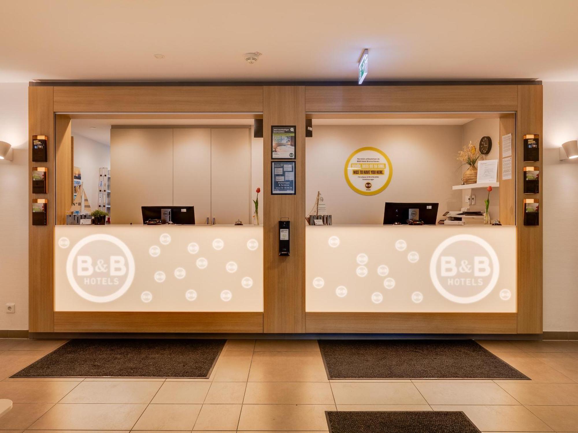 B&B Hotel เบรเมอร์ฮาเฟิน ภายนอก รูปภาพ